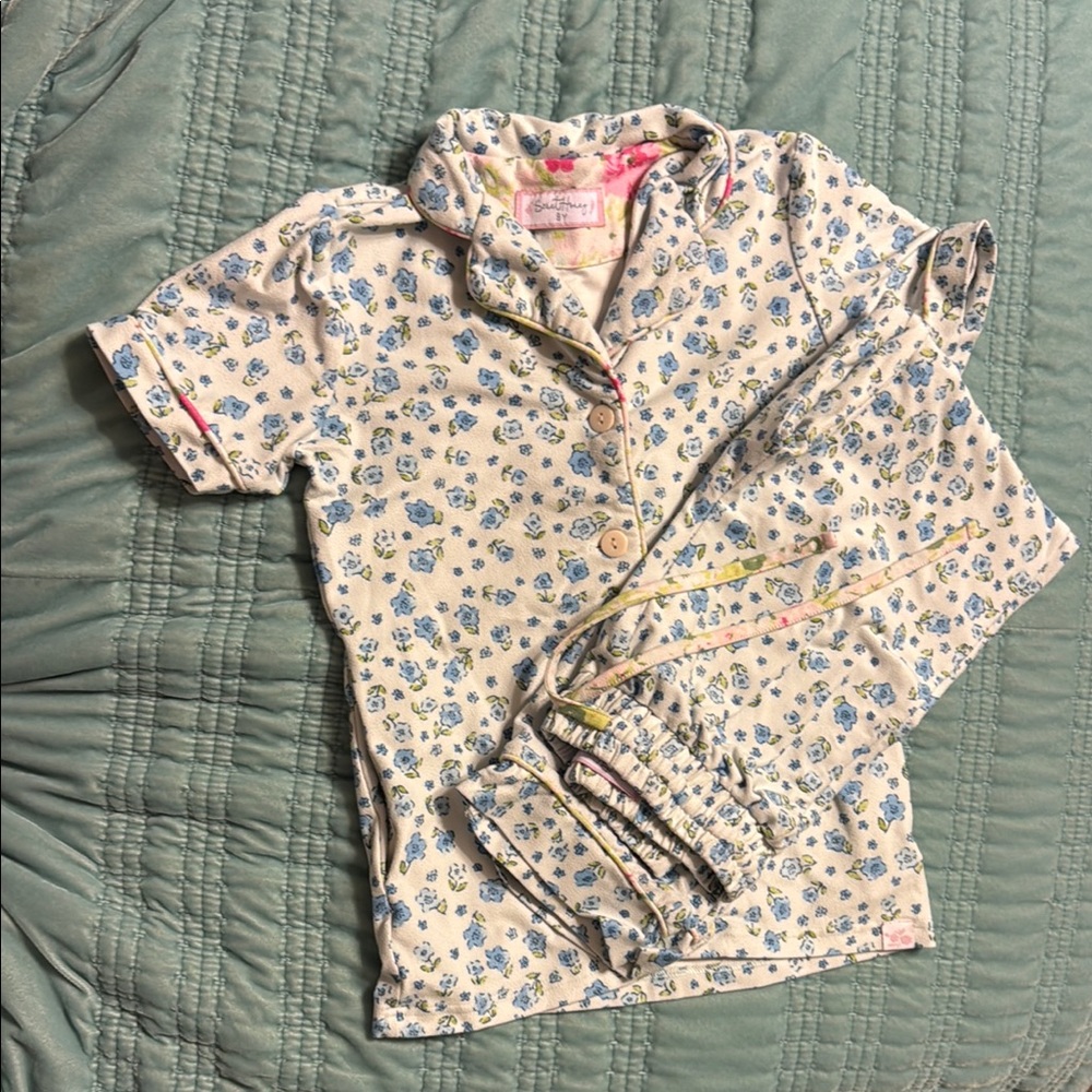 SweetHoney Floral Kids Pajamas - Cream and Blue